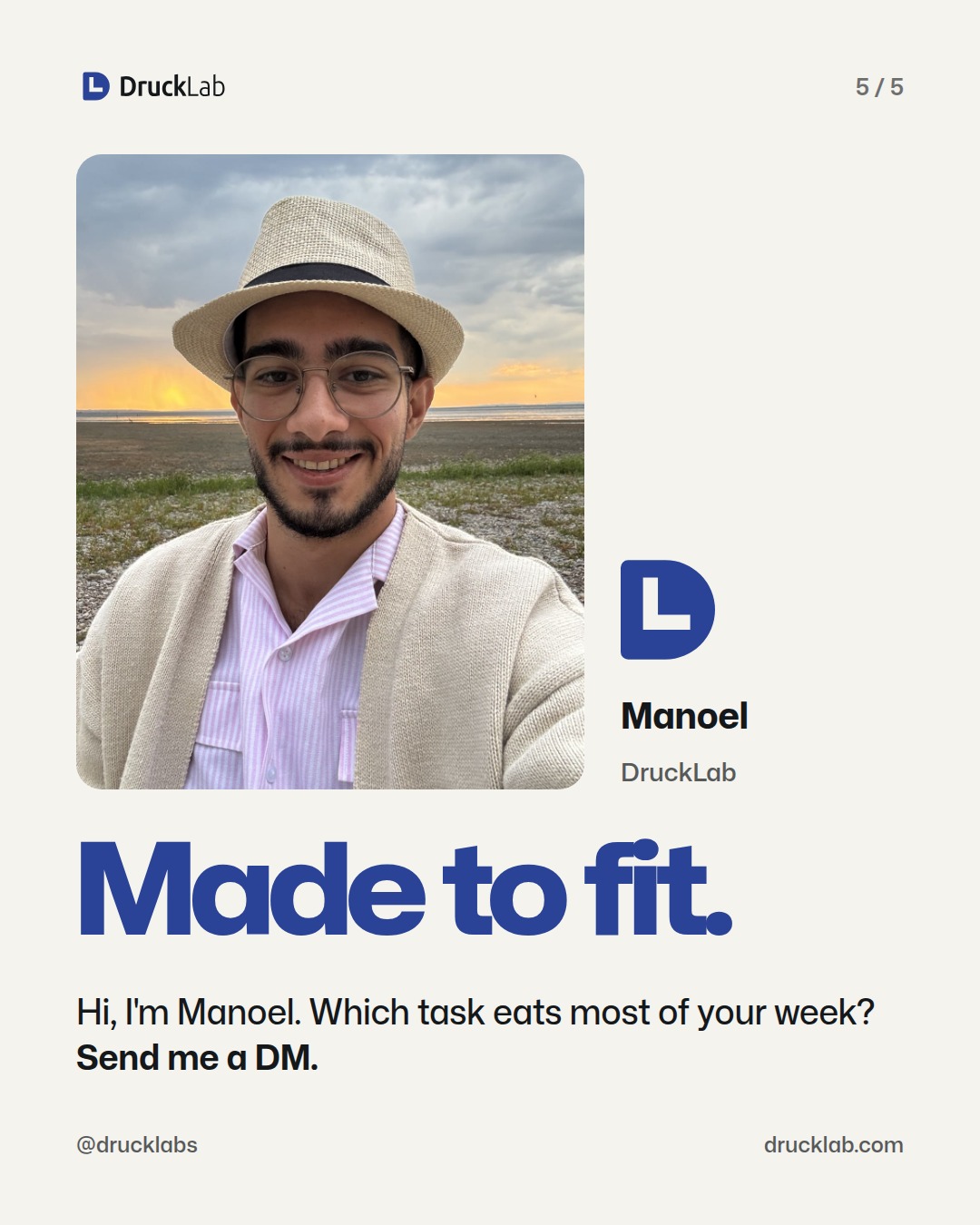 Manoel at the workbench